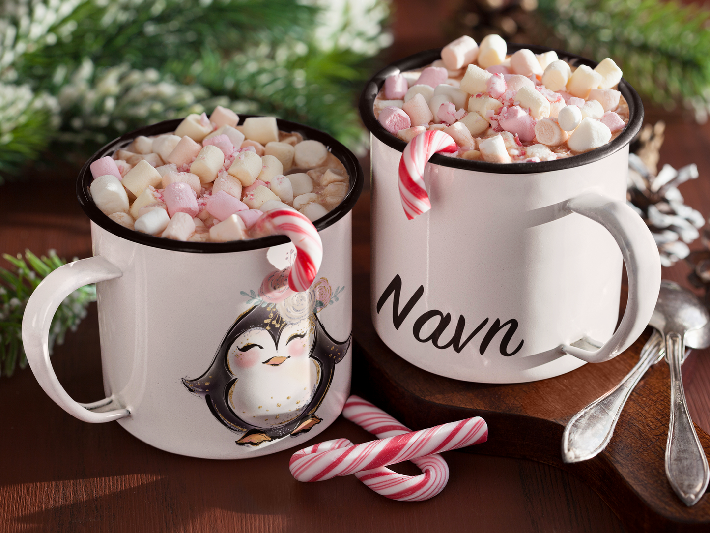 Emaljekopp med julemotiv og navn